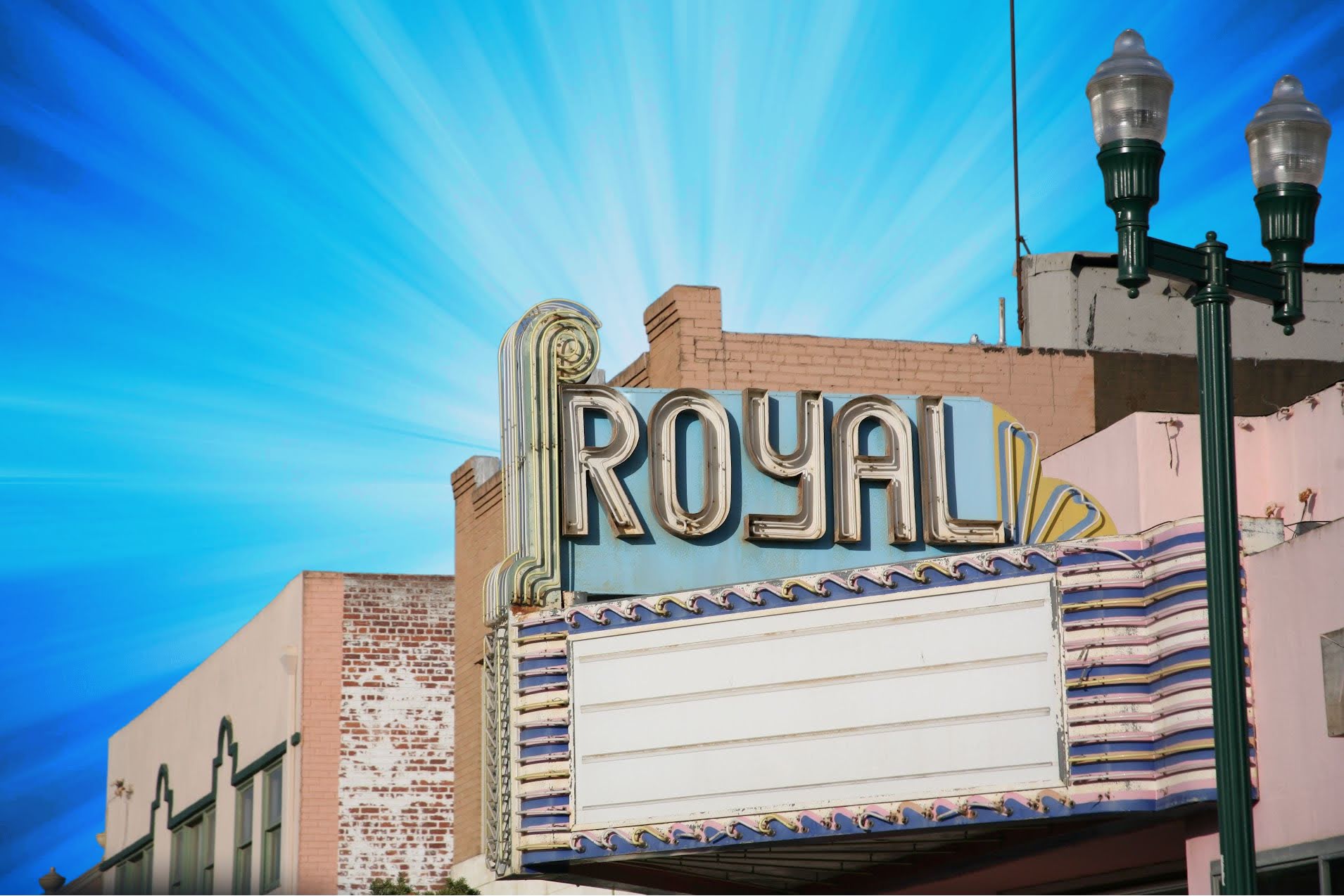 Ahead of Its Time: The Royal Theater in California Offered Spanish-Language Films in the ‘60s nuestro stories